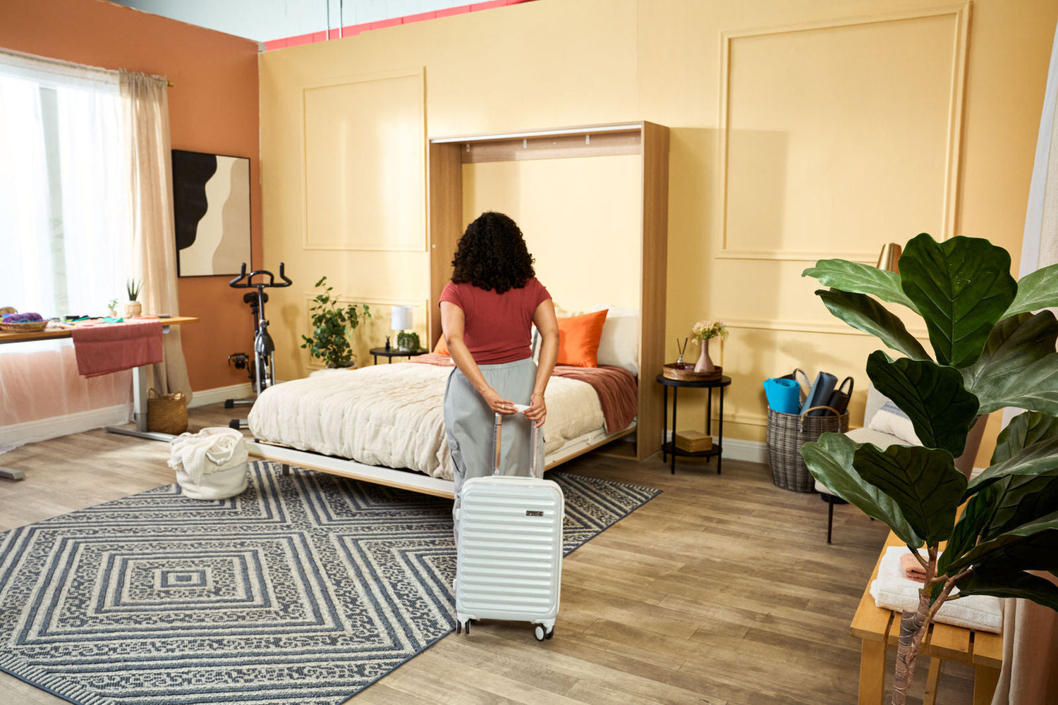 Why Murphy Beds Make Summer Plans Easier