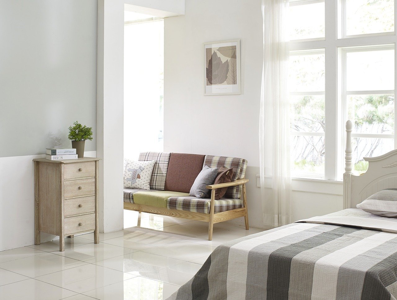 Murphy Bed vs. Sleeper Sofa vs. Futon: What’s the Best Space-Saving Furniture?